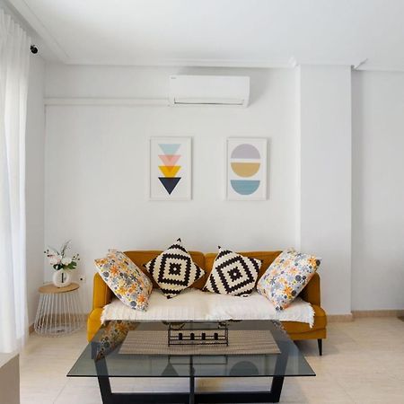Nice Modern 2 Bed Apartment In Torrievieja 또레비에하 외부 사진