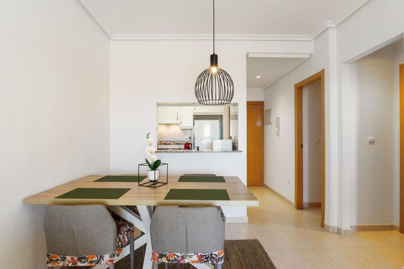 Nice Modern 2 Bed Apartment In Torrievieja 또레비에하 외부 사진