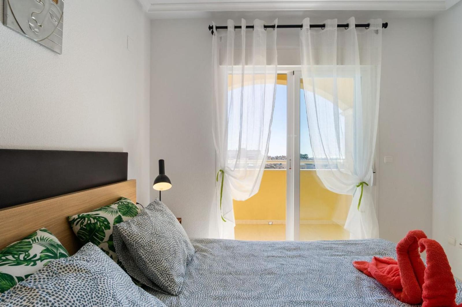 Nice Modern 2 Bed Apartment In Torrievieja 또레비에하 외부 사진