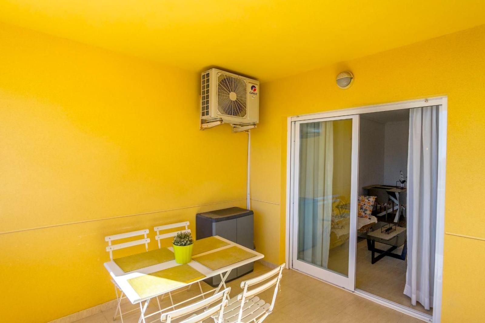 Nice Modern 2 Bed Apartment In Torrievieja 또레비에하 외부 사진